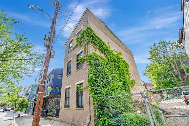 121 Green Street, Cincinnati, OH 45202