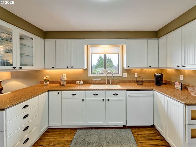 5270 CHAPMAN St S, Salem, OR 97306