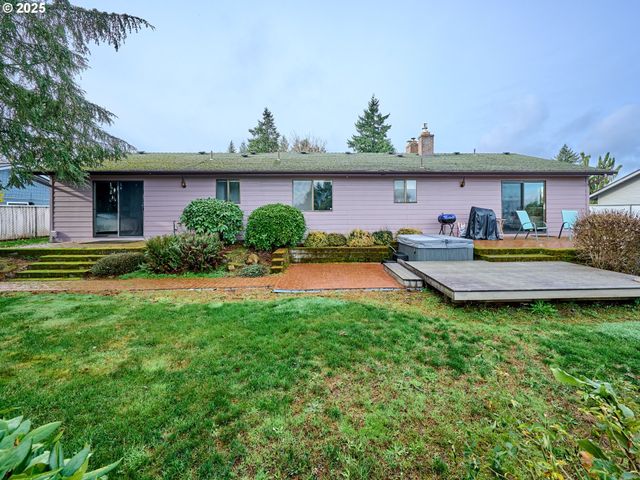 5270 CHAPMAN St S, Salem, OR 97306
