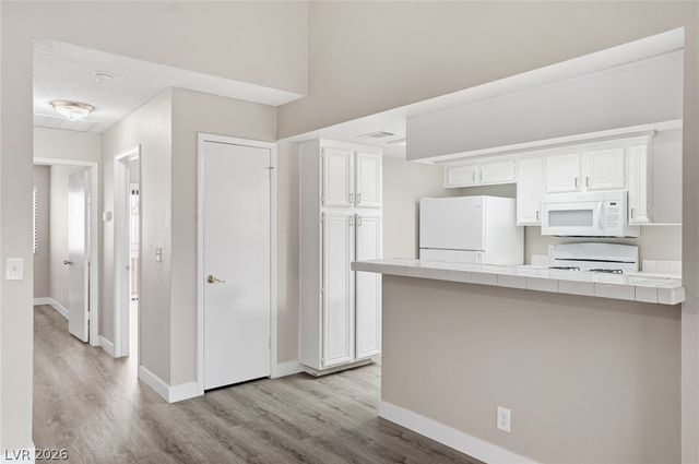 830 North Sloan Lane 202, Las Vegas, NV 89110