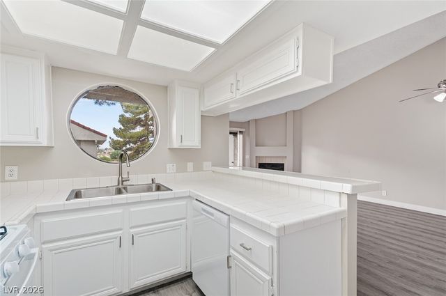 830 North Sloan Lane 202, Las Vegas, NV 89110