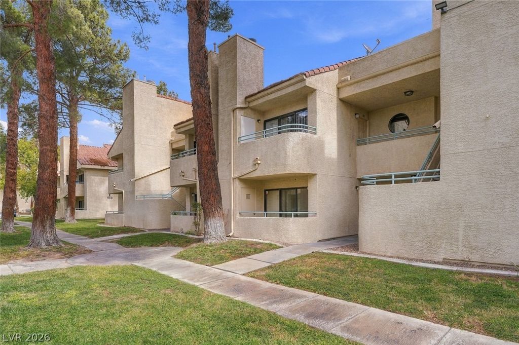 830 North Sloan Lane 202, Las Vegas, NV 89110 — photo 3
