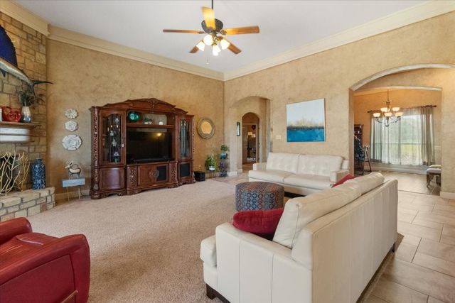 120 Trail Ridge, Weatherford, TX 76087