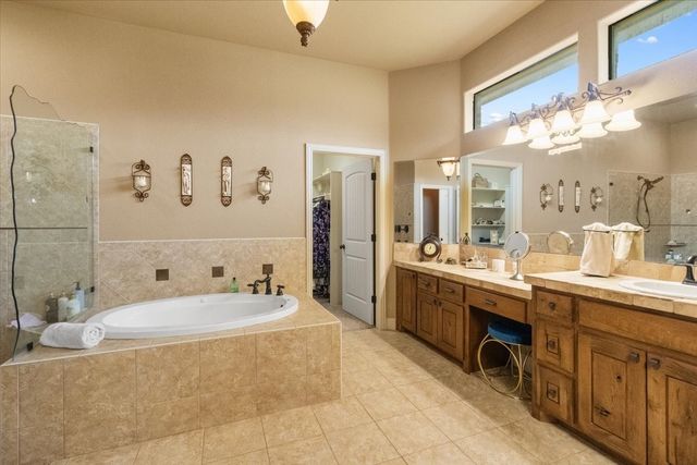 120 Trail Ridge, Weatherford, TX 76087