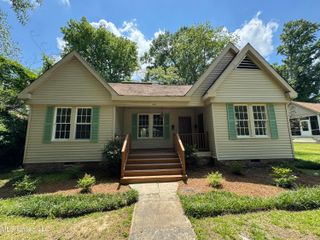 441 Downing Street, E, Jackson, MS 39216