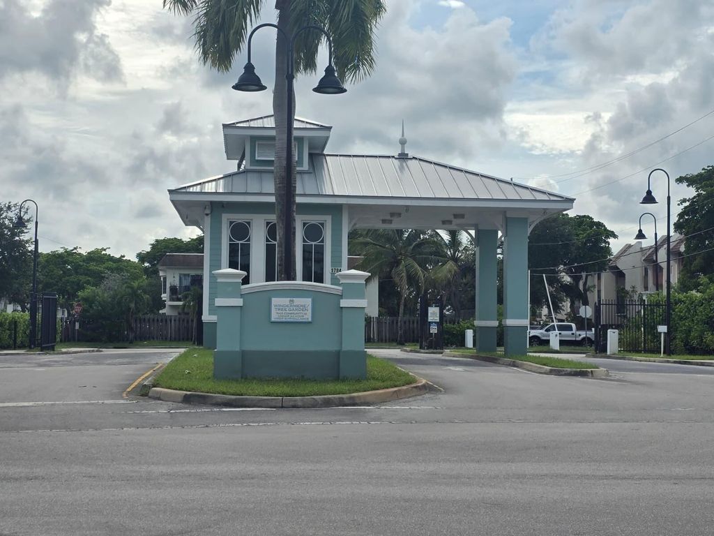 5217 NW 18th Street 3D, Lauderhill, FL 33313