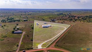 193 Shady Hollow Road, Victoria, TX 77904
