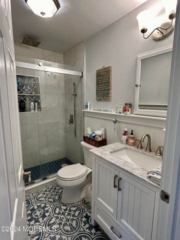 207 13th Avenue 8, Belmar, NJ 07719