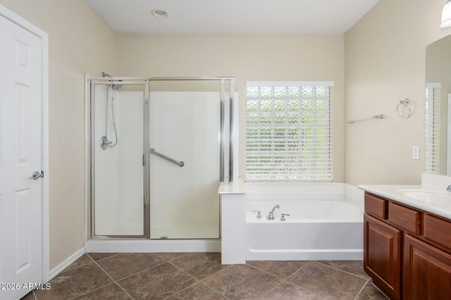 16060 W MERCER Lane, Surprise, AZ 85379