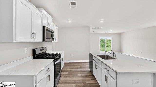 127 Lazzon Road, Moore, SC 29369