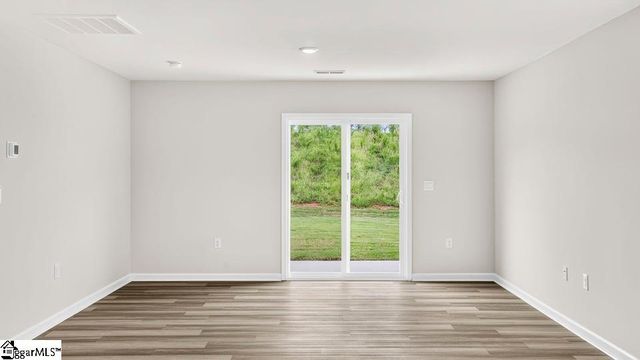127 Lazzon Road, Moore, SC 29369