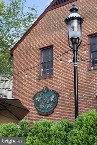 717 KENTLAND DR, Great Falls, VA 22066