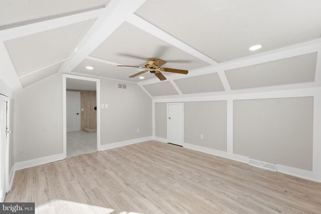 717 KENTLAND DR, Great Falls, VA 22066