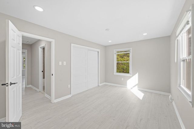 717 KENTLAND DR, Great Falls, VA 22066