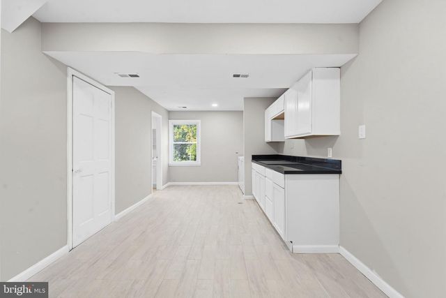 717 KENTLAND DR, Great Falls, VA 22066