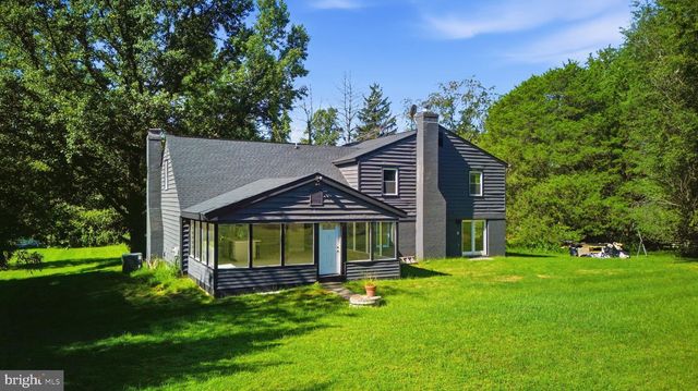 717 KENTLAND DR, Great Falls, VA 22066