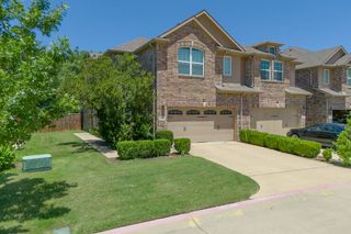 221 Barrington Lane, Lewisville, TX 75067