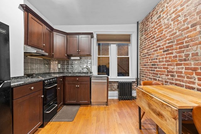 33 Irving Street 4, Boston, MA 02114