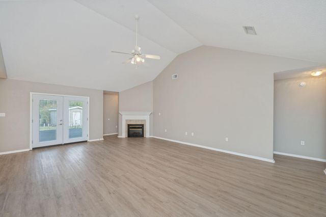 654 Brunson Street, Crestview, FL 32536