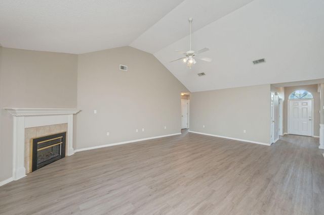 654 Brunson Street, Crestview, FL 32536