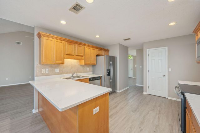 654 Brunson Street, Crestview, FL 32536