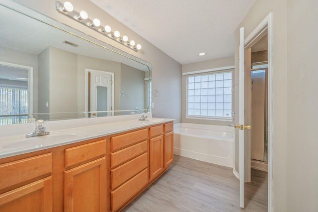 654 Brunson Street, Crestview, FL 32536