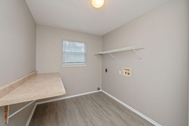 654 Brunson Street, Crestview, FL 32536