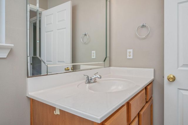 654 Brunson Street, Crestview, FL 32536