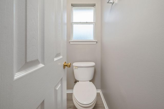 654 Brunson Street, Crestview, FL 32536