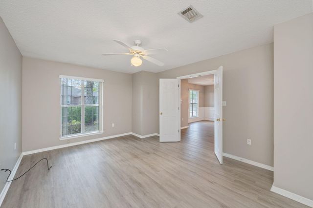 654 Brunson Street, Crestview, FL 32536