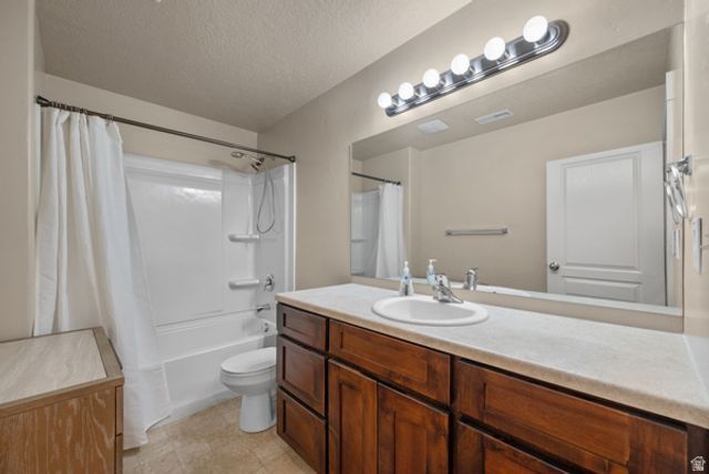 146 E CARBONELL WAY, Saratoga Springs, UT 84045