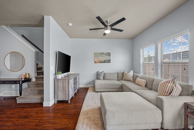 146 E CARBONELL WAY, Saratoga Springs, UT 84045