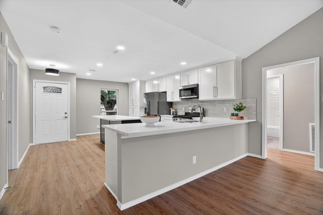 4539 Preston Trail Drive, Mesquite, TX 75150