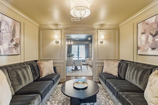 1106 Meadowcroft Lane, Mount Pleasant, SC 29464