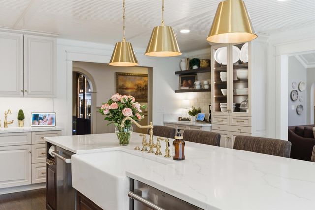 1106 Meadowcroft Lane, Mount Pleasant, SC 29464