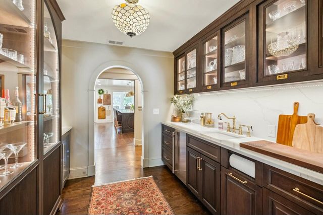 1106 Meadowcroft Lane, Mount Pleasant, SC 29464