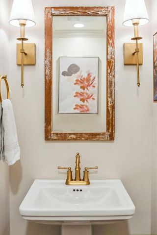 1106 Meadowcroft Lane, Mount Pleasant, SC 29464