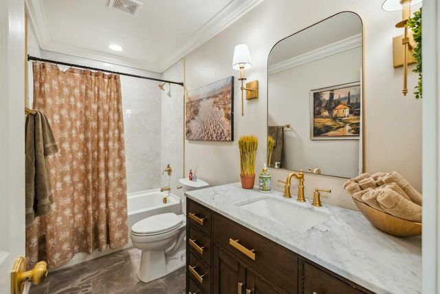 1106 Meadowcroft Lane, Mount Pleasant, SC 29464