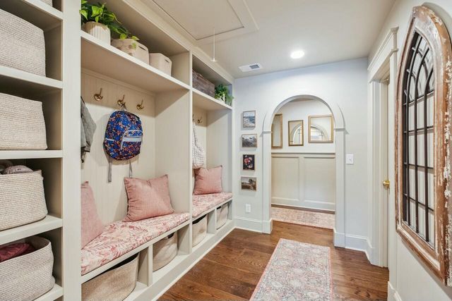 1106 Meadowcroft Lane, Mount Pleasant, SC 29464