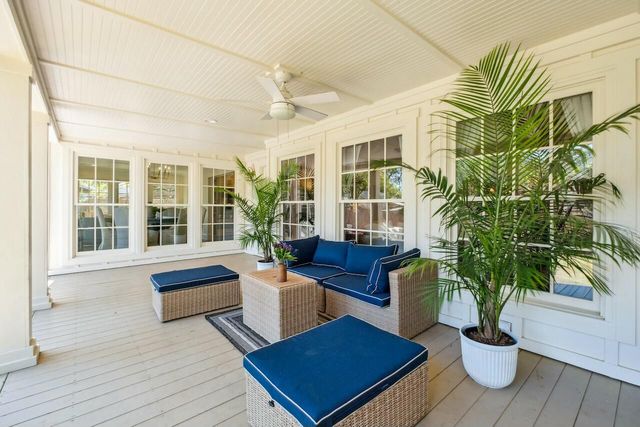 1106 Meadowcroft Lane, Mount Pleasant, SC 29464