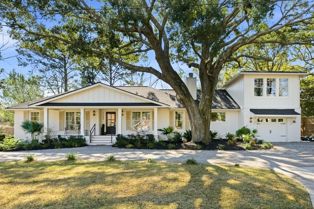 1106 Meadowcroft Lane, Mount Pleasant, SC 29464