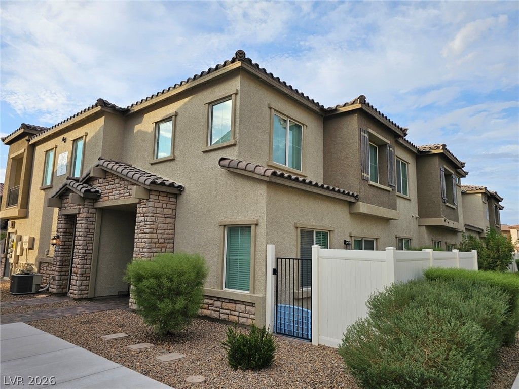 267 Cordelia Cove Avenue 814, Henderson, NV 89011 — exterior