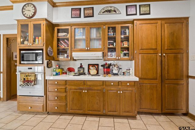 5975 N Hwy 271, Mt Pleasant, TX 75455