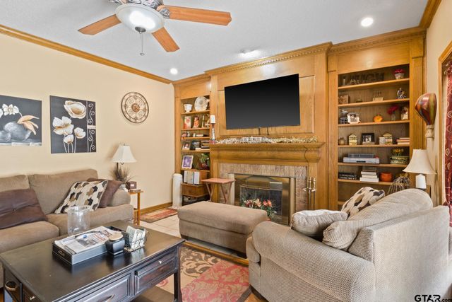 5975 N Hwy 271, Mt Pleasant, TX 75455