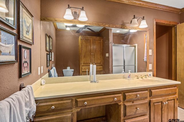 5975 N Hwy 271, Mt Pleasant, TX 75455