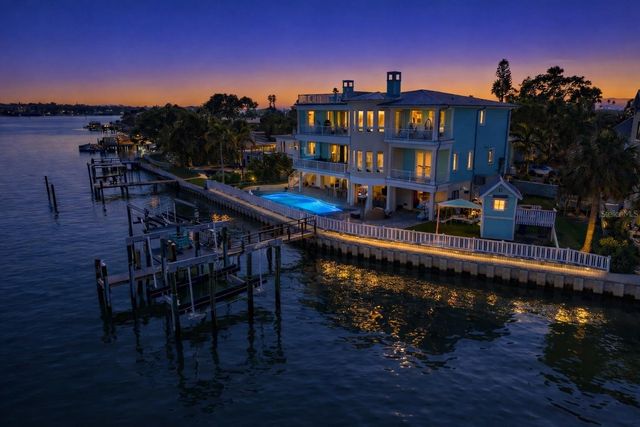 391 12TH AVENUE, Indian Rocks Beach, FL 33785