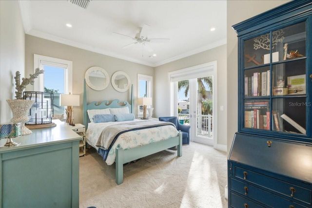 391 12TH AVENUE, Indian Rocks Beach, FL 33785