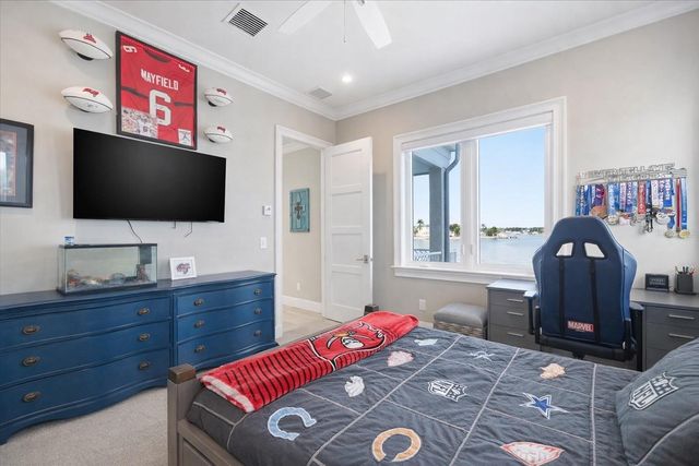 391 12TH AVENUE, Indian Rocks Beach, FL 33785