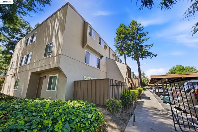 4415 Norwalk Dr 3, San Jose, CA 95129