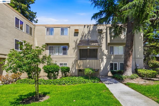 4415 Norwalk Dr 3, San Jose, CA 95129
